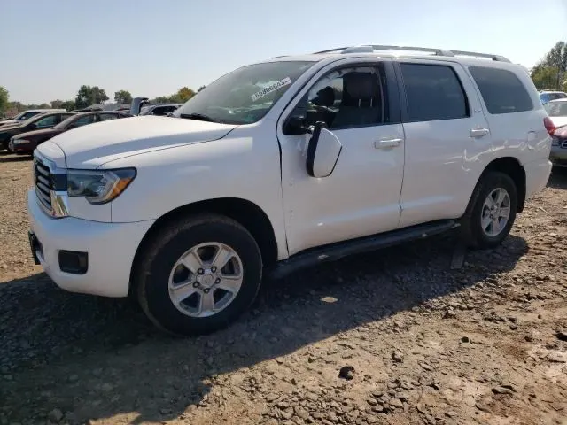Toyota SEQUOIA SR5