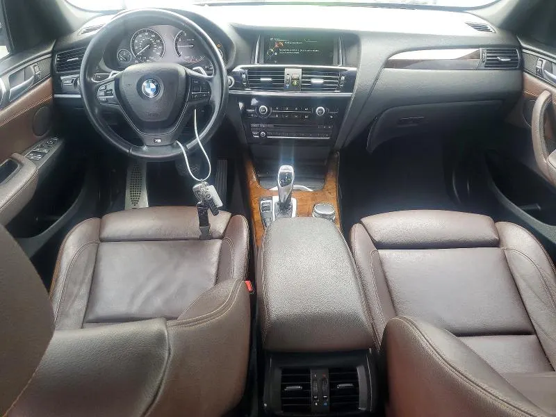 BMW X3 SDRIVE 28 I — фото 8