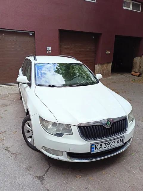 Skoda superb 2012. 1.8 мех