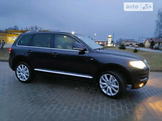 Volkswagen Touareg R Line