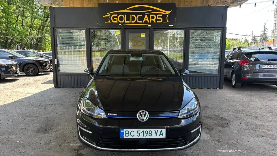 Volkswagen E- GOLF 6
