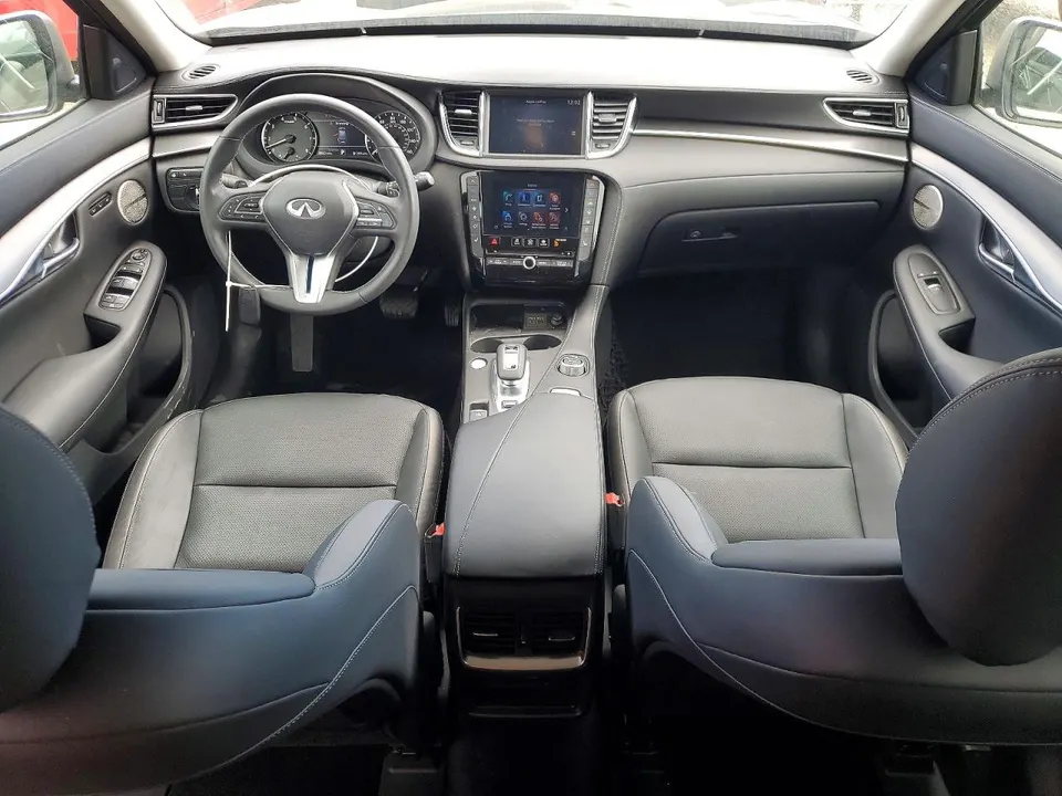 Infiniti QX50 LUXE