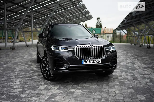 BMW X7