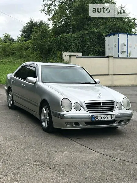 Mercedes-Benz E 280
