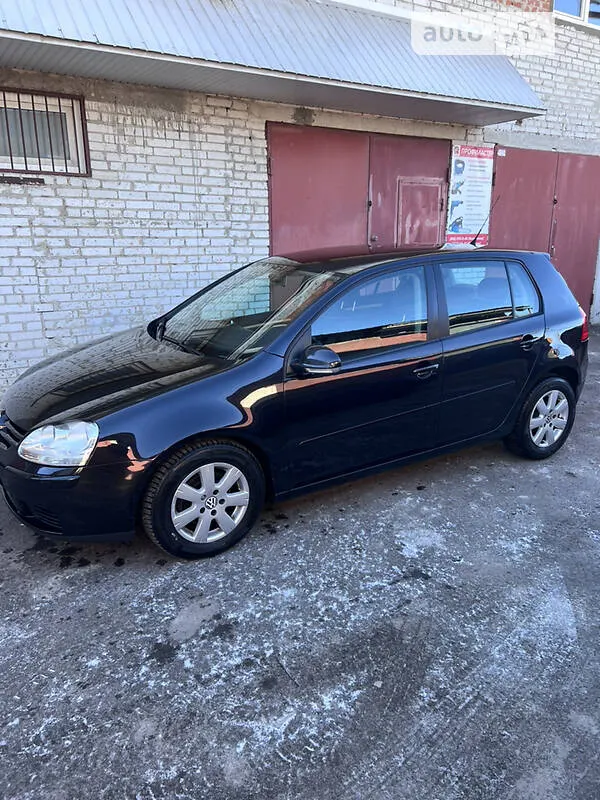 Volkswagen Golf V