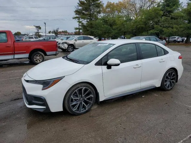 Toyota COROLLA SE