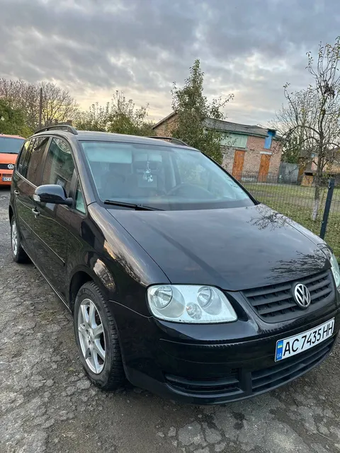 Volkswagen Touran