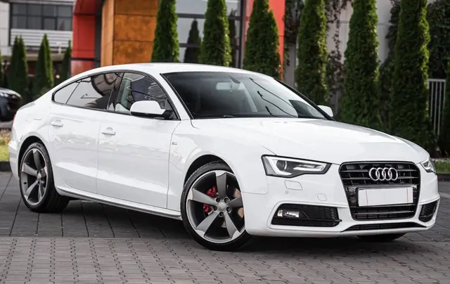 Audi A5 iPHONE 16 ТА