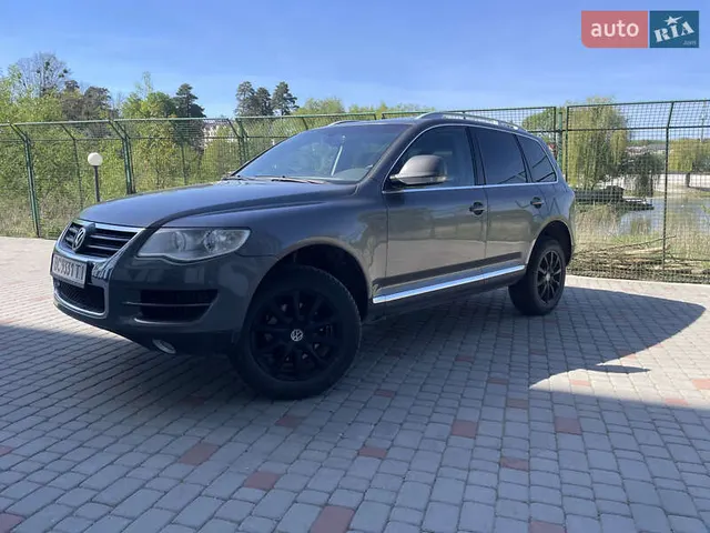 Volkswagen Touareg