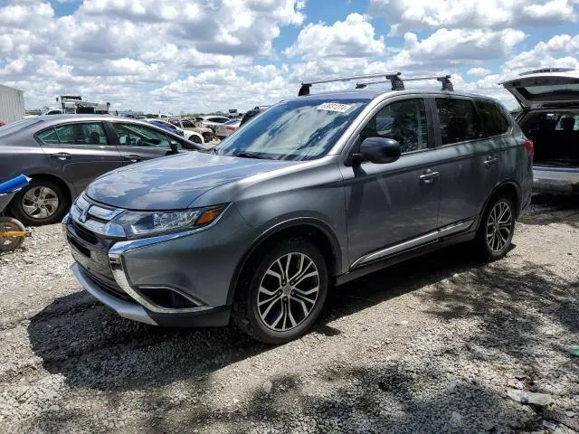 Mitsubishi OUTLANDER SE