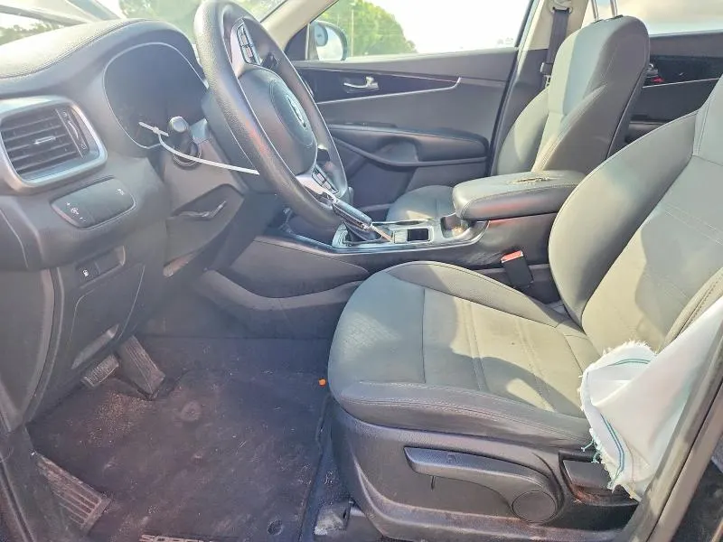 Kia SORENTO L — фото 6