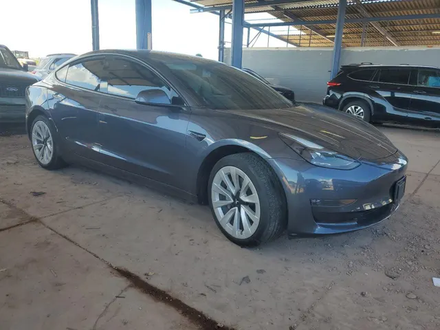 Tesla Model 3 Long Range