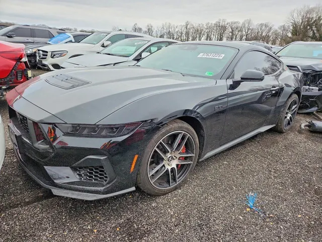 Ford MUSTANG GT