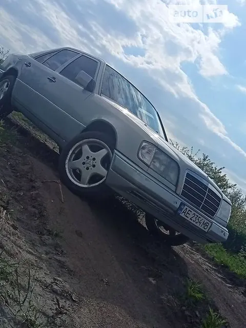 Mercedes-Benz E 320 Sportline