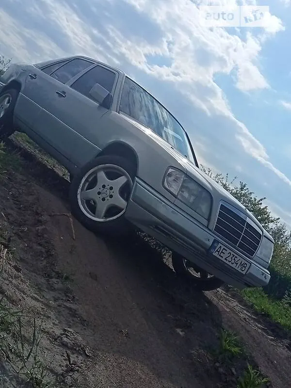 Mercedes-Benz E 320 Sportline