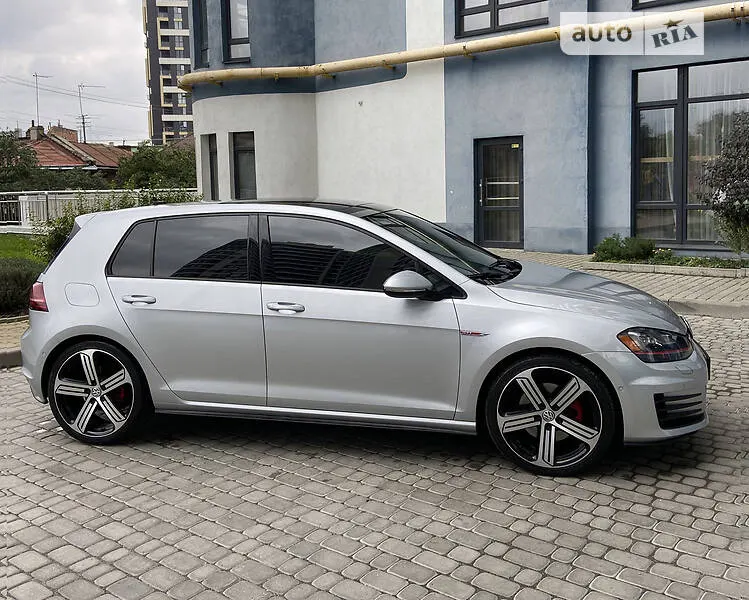 Volkswagen Golf GTI Autobahn