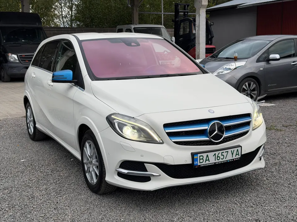 Mercedes-Benz B250e Range Plus — фото 2