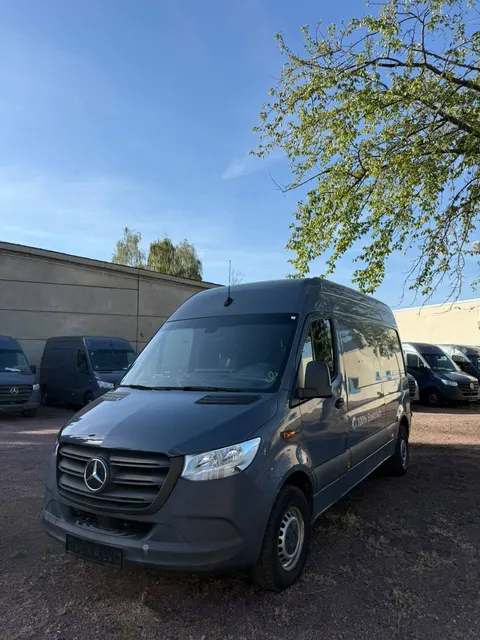 Mercedes-Benz eSprinter