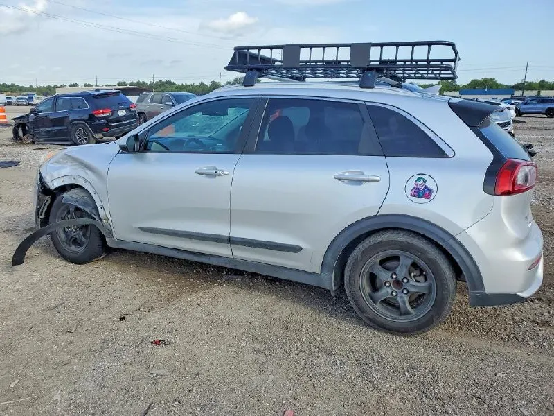 Kia NIRO LX — фото 4