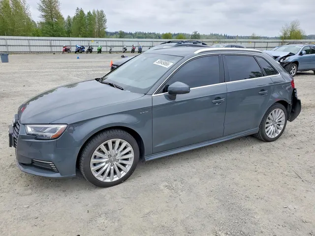 Audi A3 E-TRON PREMIUM PLUS