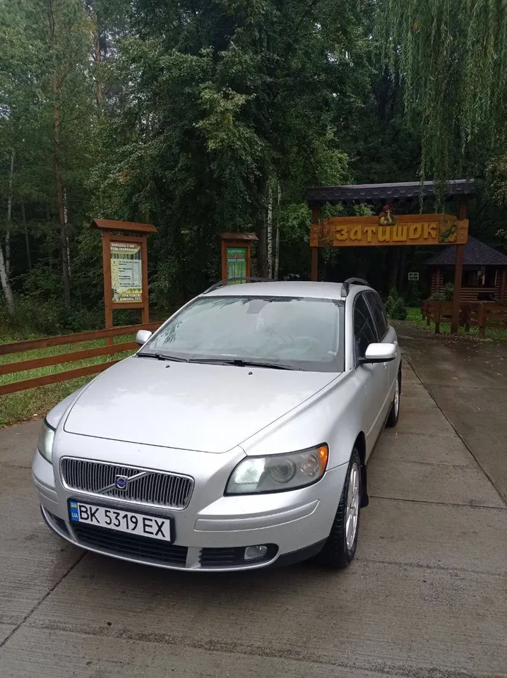 Volvo V50