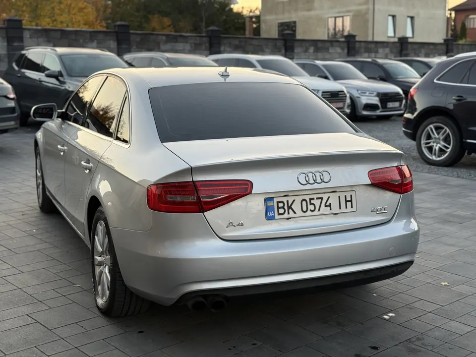 Audi A4 — фото 4
