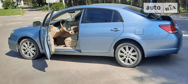 Toyota Avalon