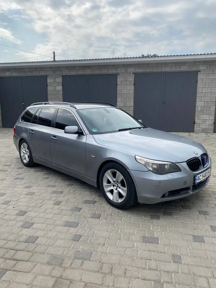 BMW 520