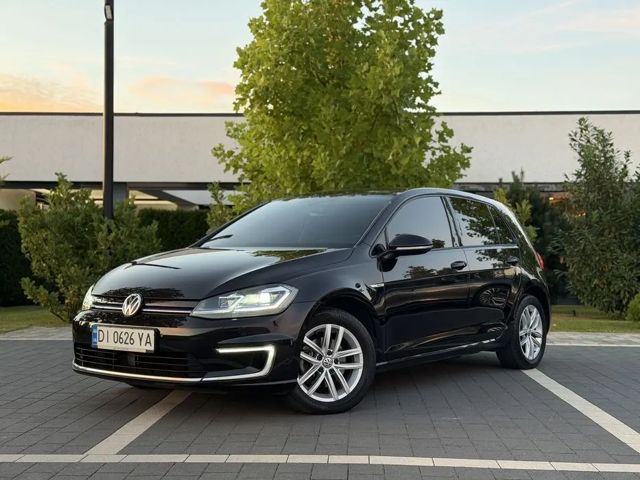 Volkswagen E-golf 36kw Пробіг 76.000км