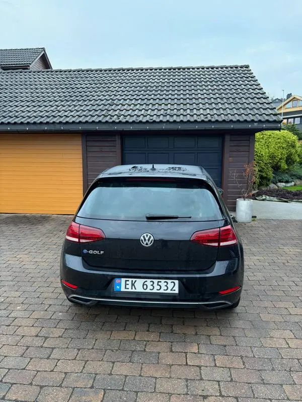 Volkswagen e-Golf — фото 4
