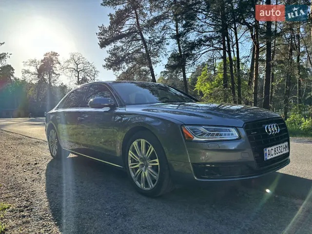 Audi A8