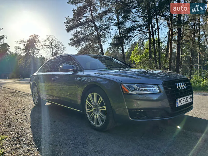 Audi A8
