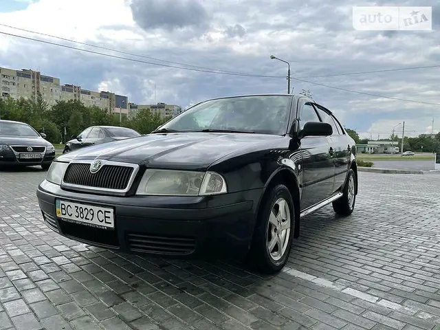Skoda Octavia Tour