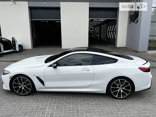 BMW 850