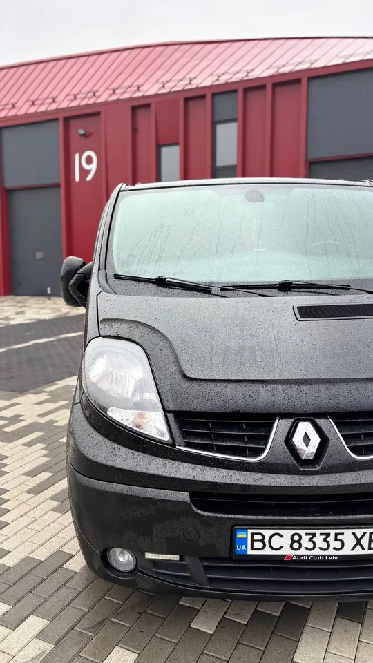 Renault Trafic Black Edition — фото 3