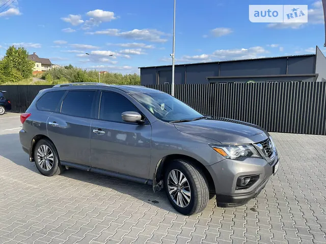 Nissan Pathfinder