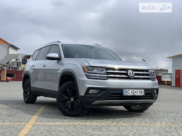 Volkswagen Atlas SE