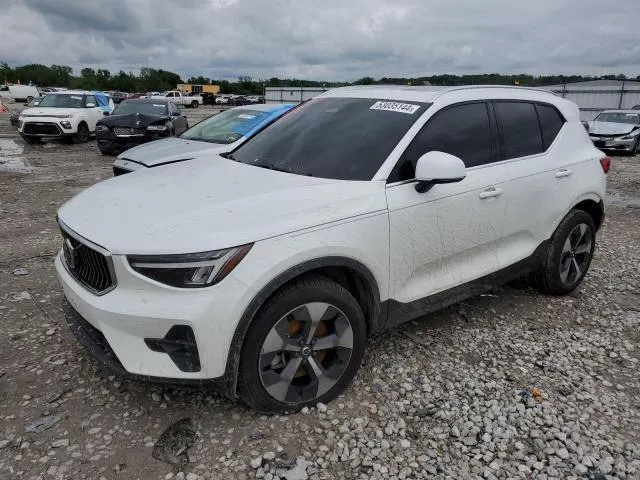Volvo XC40 PLUS