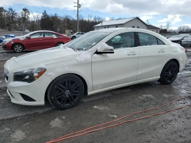 Mercedes-Benz CLA 250 4MATIC