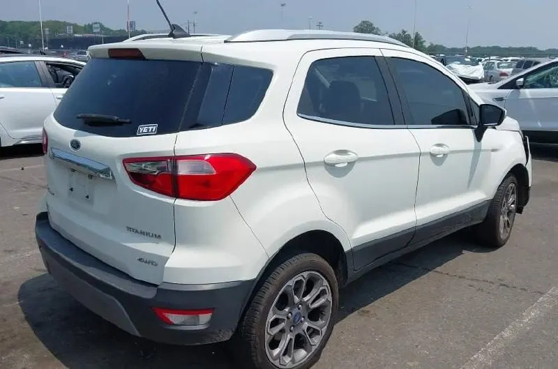 Ford EcoSport — фото 3