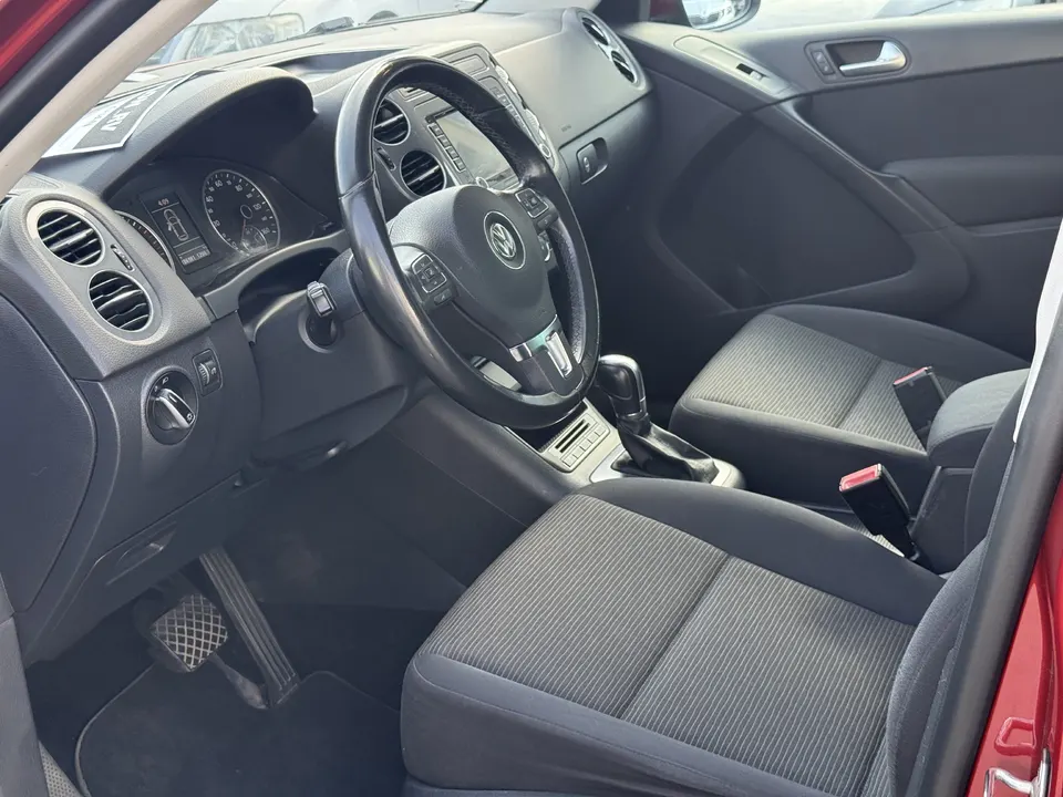 Volkswagen Tiguan — фото 10