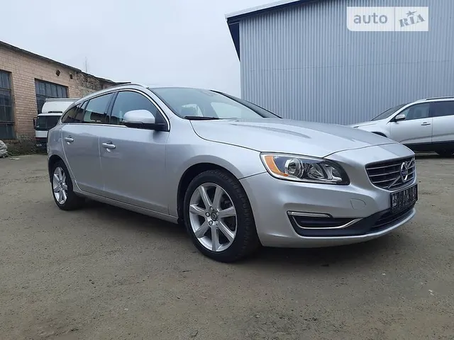 Volvo V60 Premier