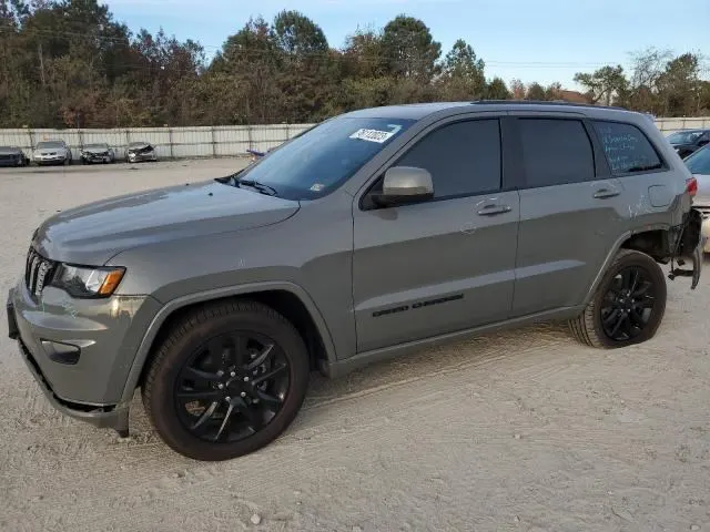 Jeep GRAND CHEROKEE LAREDO