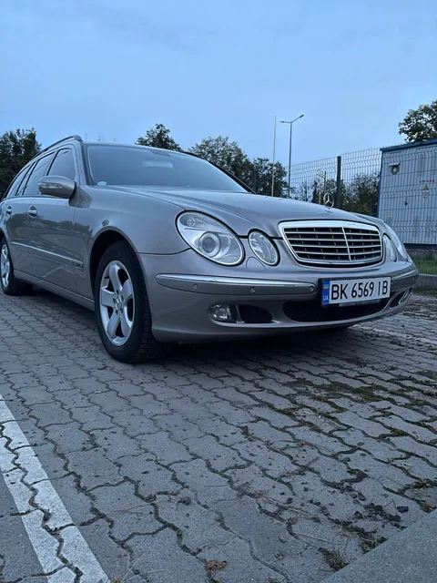 Mercedes-Benz E 280