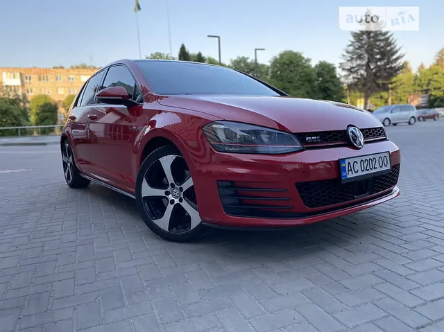 Volkswagen Golf GTI