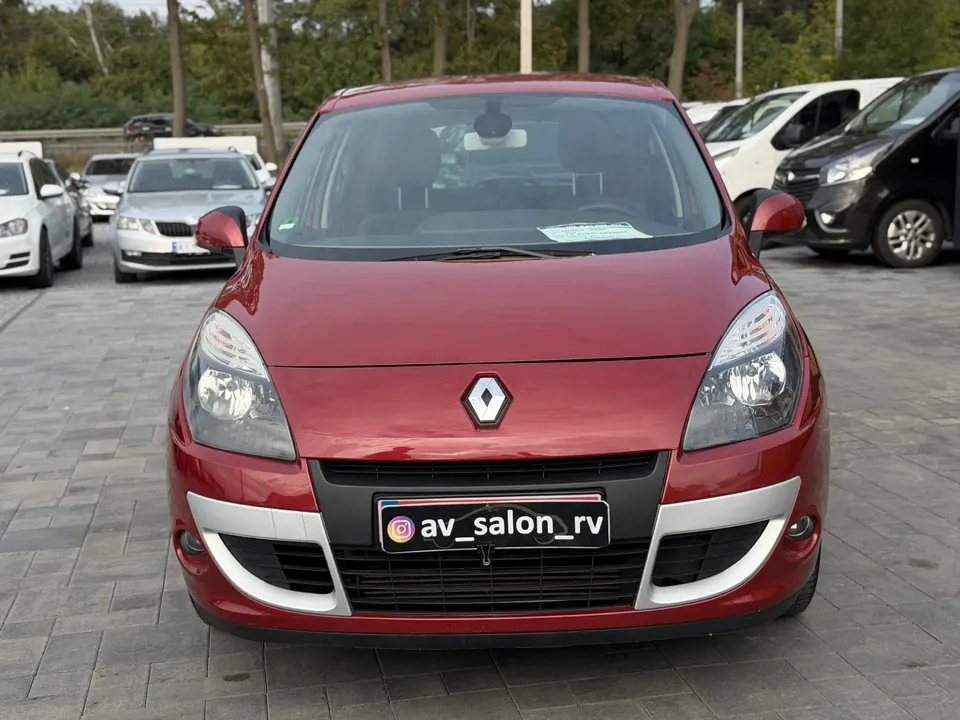 Renault Scenic — фото 2