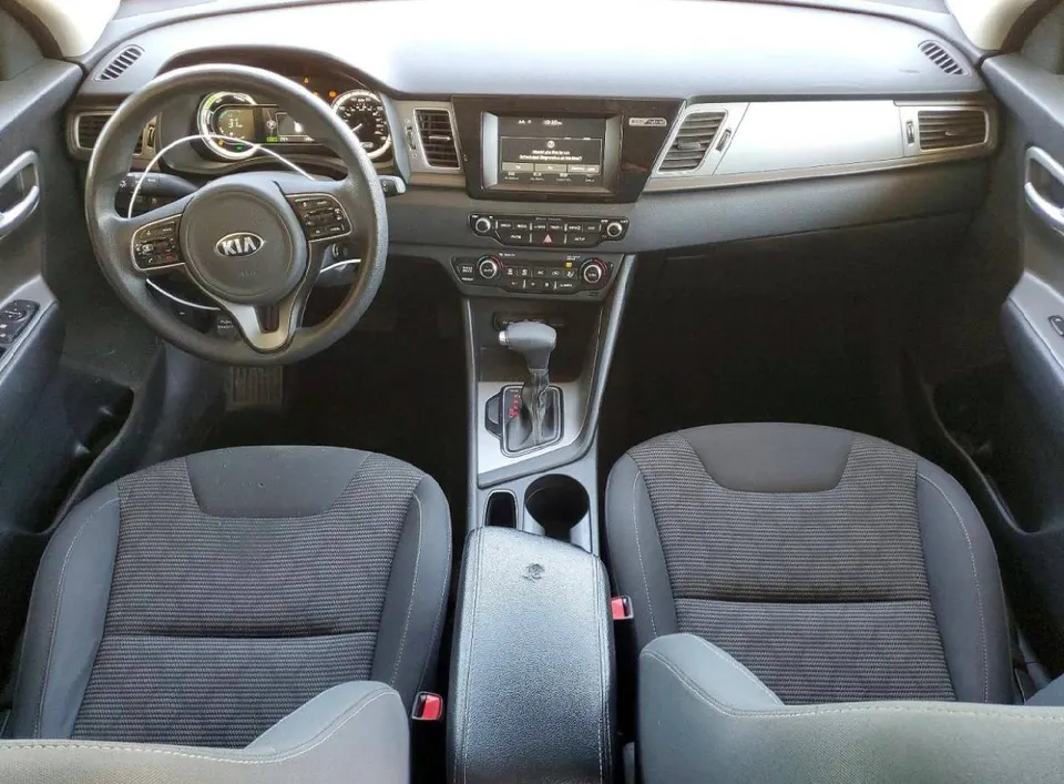 Kia Niro 1.6 Hybrid — фото 7