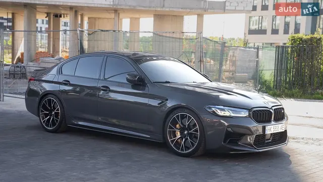 BMW M5