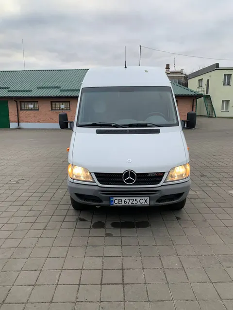 Mercedes-Benz Sprinter 313