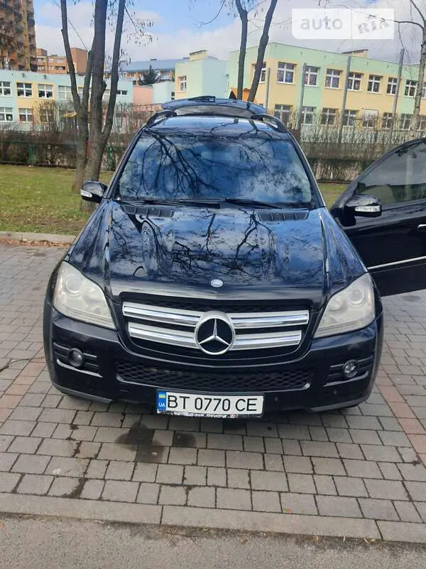 Mercedes-Benz GL-Class
